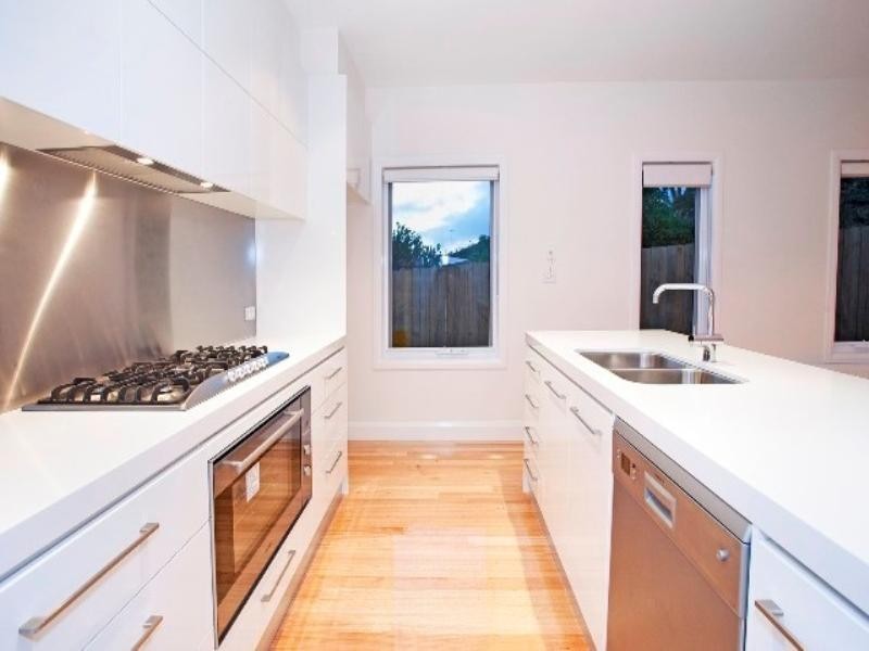 11 Bayswater Road, Newtown VIC 3220