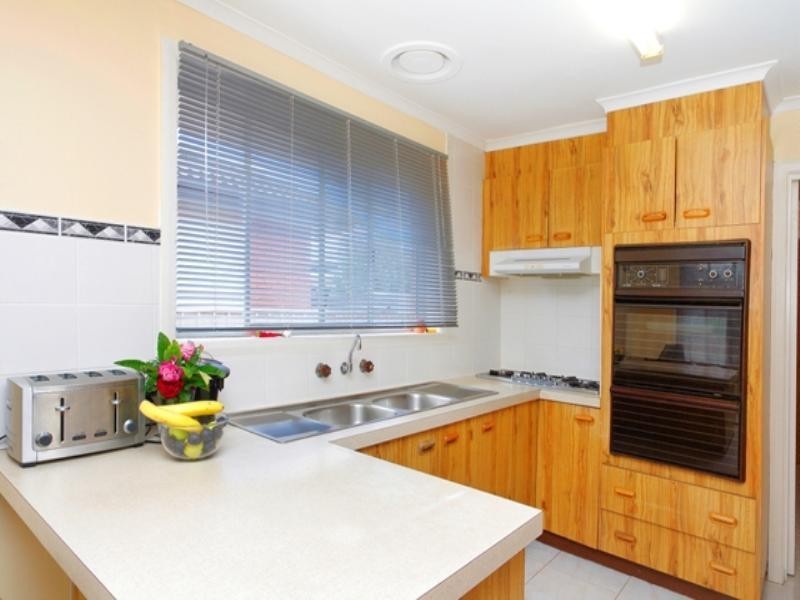 12 Korrumburra Close, Norlane VIC 3214