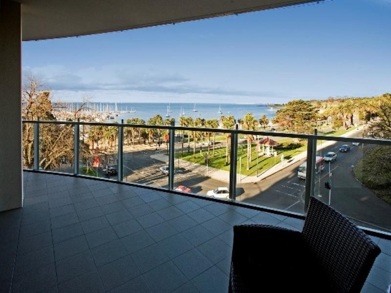 402 Promenade Tower, Geelong VIC 3220