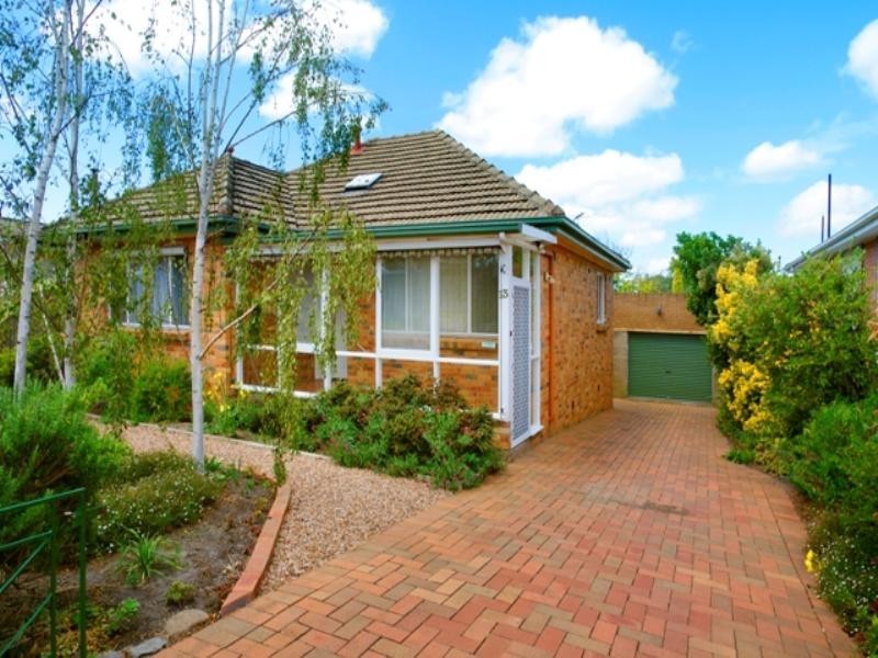 13 Alkoomi Avenue, Hamlyn Heights VIC 3215