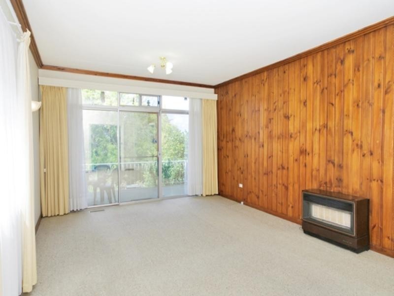 13 Alkoomi Avenue, Hamlyn Heights VIC 3215