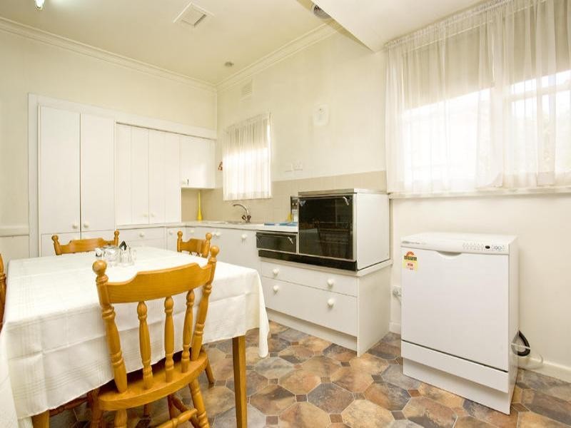 200 Ormond Road, East Geelong VIC 3219