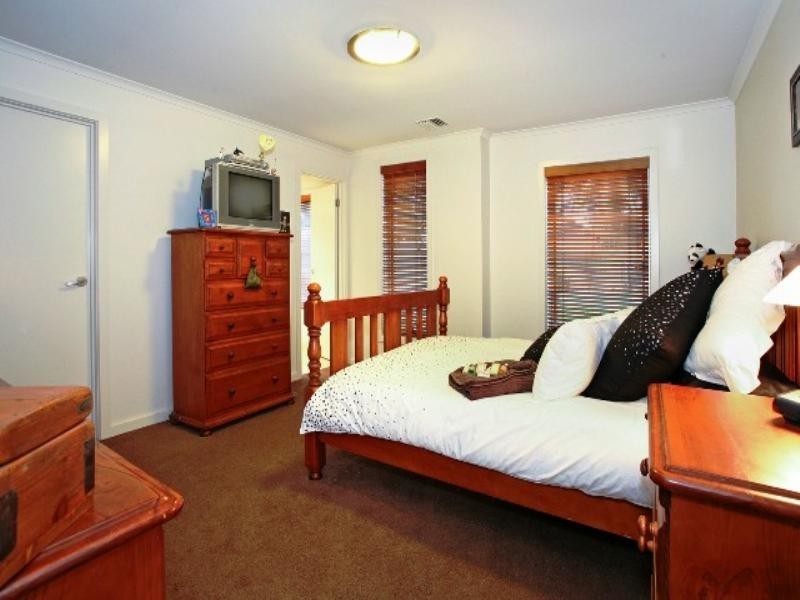 2/391 Myers Street, East Geelong VIC 3219