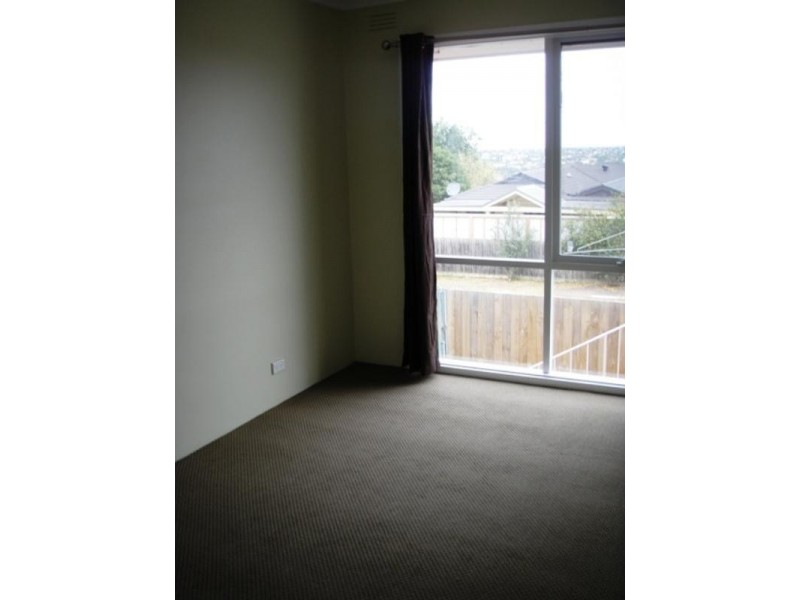 17 Amanda Avenue, Corio VIC 3214