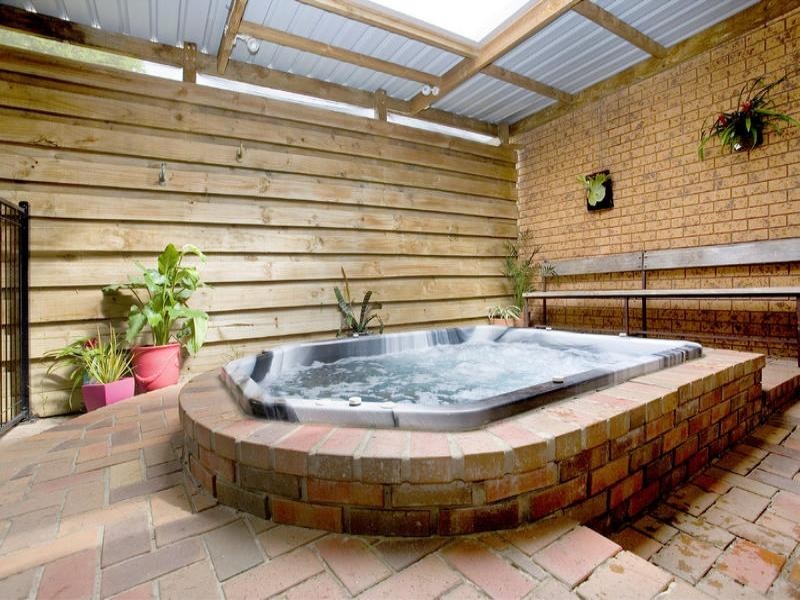 18 Cobham Court, Corio VIC 3214