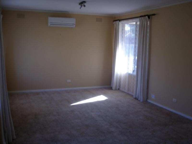 31 Carmarthen Drive, Corio VIC 3214