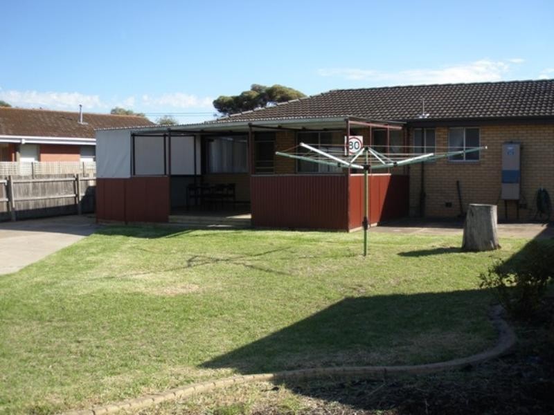 31 Carmarthen Drive, Corio VIC 3214