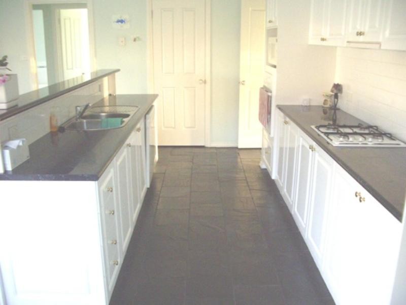 9 Sandtoft Court, Highton VIC 3216