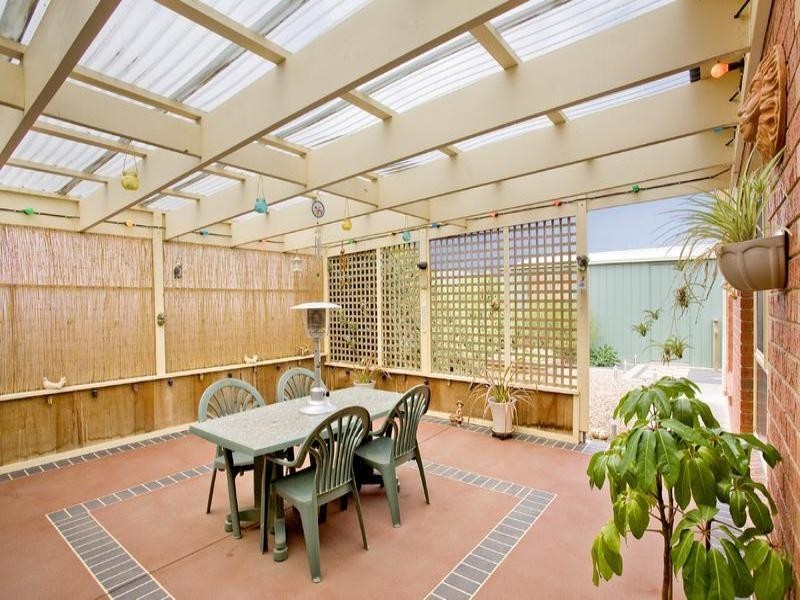 12 Bronte Court, St Albans Park VIC 3219