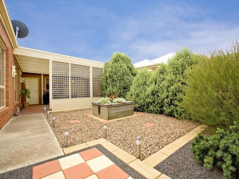 12 Bronte Court, St Albans Park VIC 3219