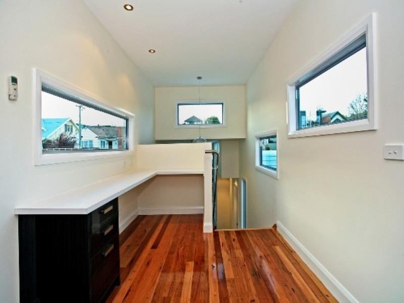 9 Bayswater Road, Newtown VIC 3220