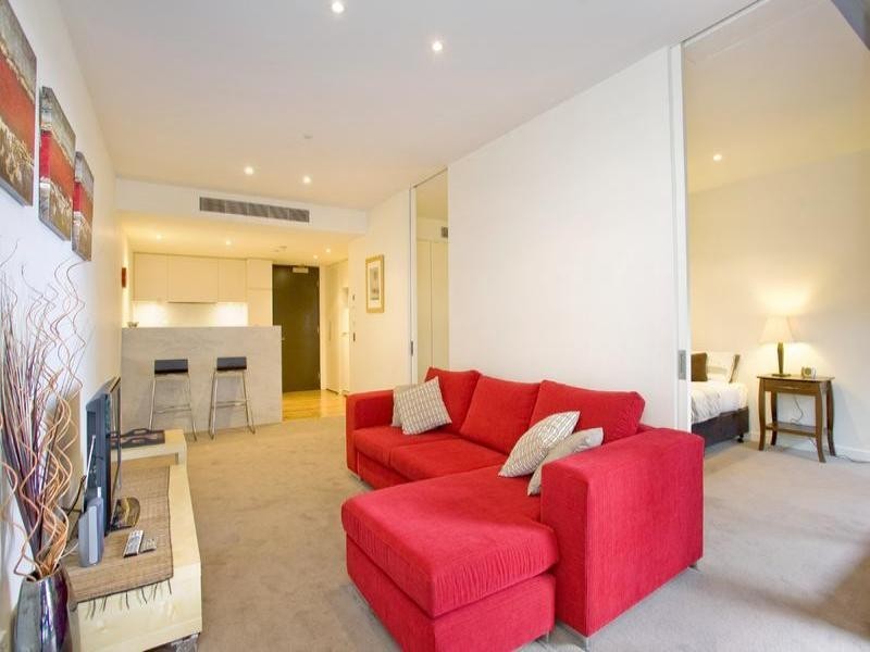 207/6-8 Eastern Beach Road, Geelong VIC 3220