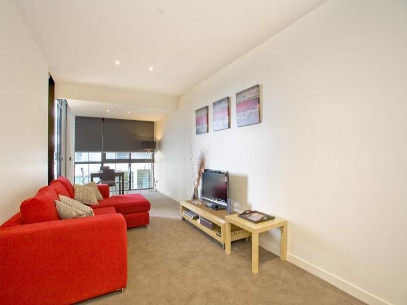 207/6-8 Eastern Beach Road, Geelong VIC 3220