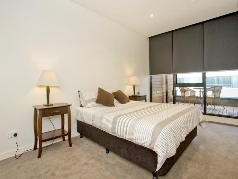 207/6-8 Eastern Beach Road, Geelong VIC 3220