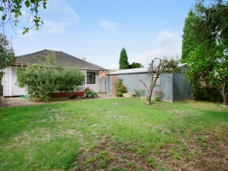 29 Korrumburra Close, Norlane VIC 3214