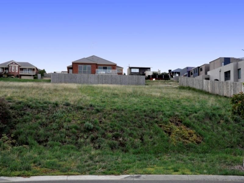 44 Kyeema Avenue, Highton VIC 3216