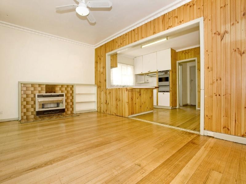 9 Derby Road, Herne Hill VIC 3218