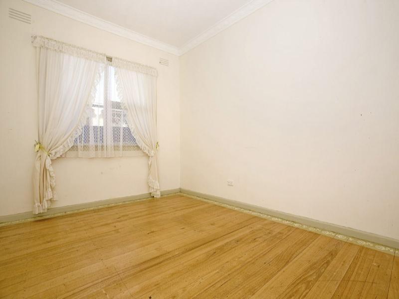 9 Derby Road, Herne Hill VIC 3218