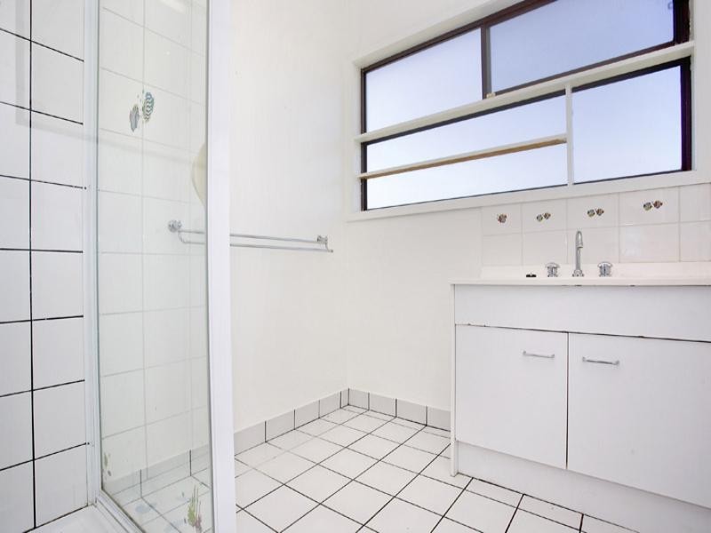 9 Derby Road, Herne Hill VIC 3218