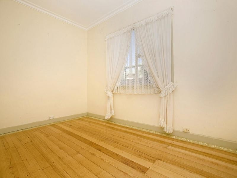 9 Derby Road, Herne Hill VIC 3218