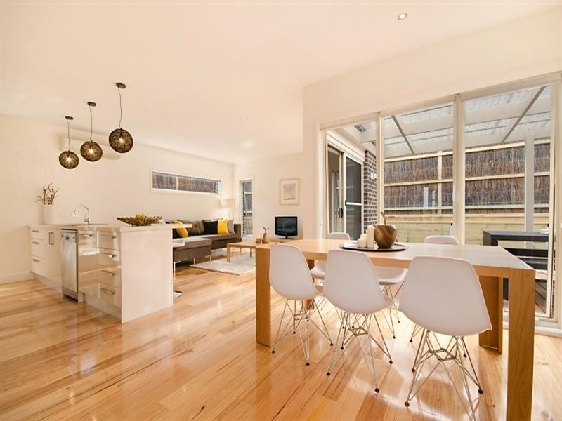 1/14 Fairmont Road, Newtown VIC 3220