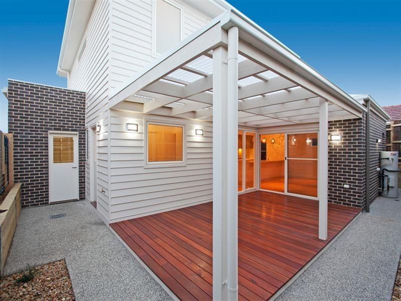 1/14 Fairmont Road, Newtown VIC 3220