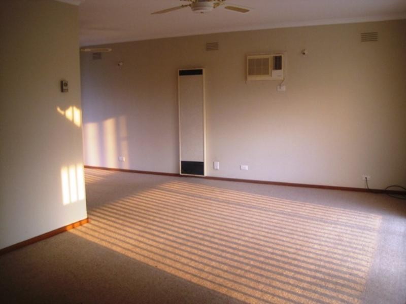 6 Moreland Avenue, Corio VIC 3214