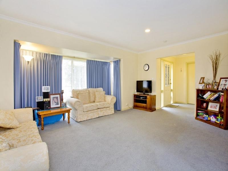 14/15 Thompson Street, Whittington VIC 3219