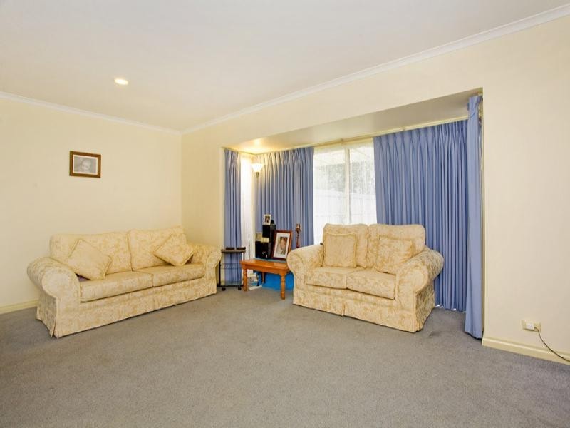 14/15 Thompson Street, Whittington VIC 3219