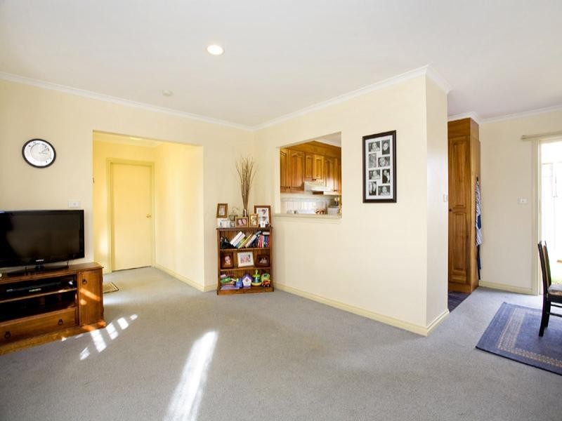 14/15 Thompson Street, Whittington VIC 3219