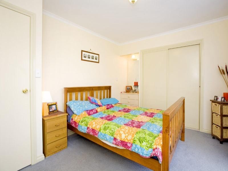 14/15 Thompson Street, Whittington VIC 3219