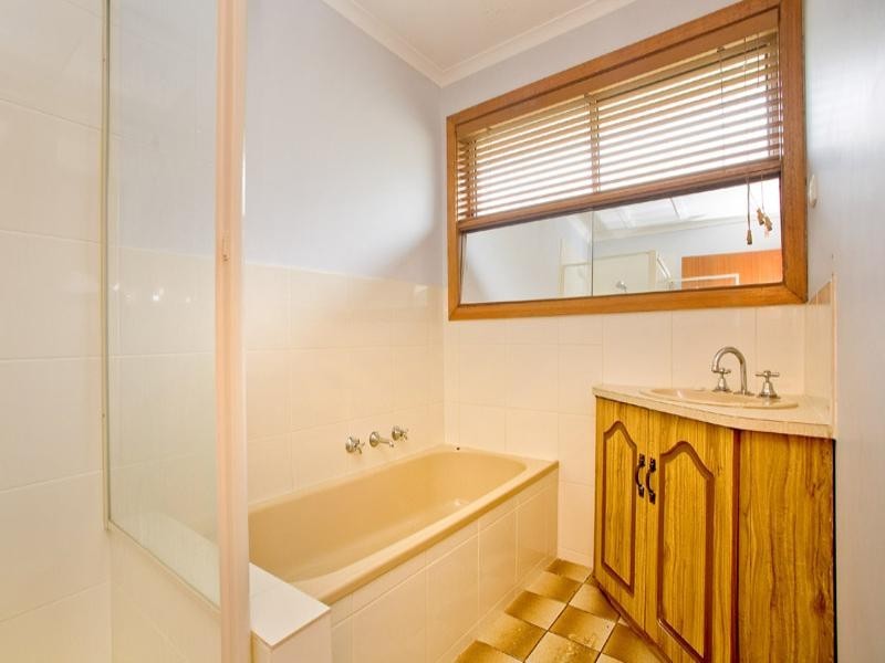 100 Goldsworthy Road, Corio VIC 3214