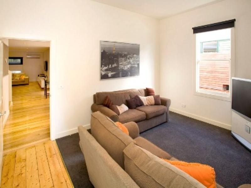 67 Saffron Street, Newtown VIC 3220