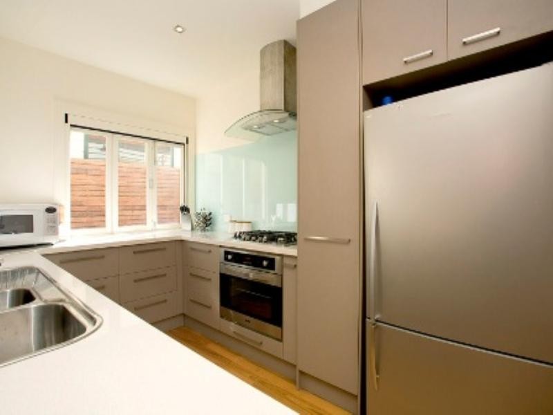 67 Saffron Street, Newtown VIC 3220