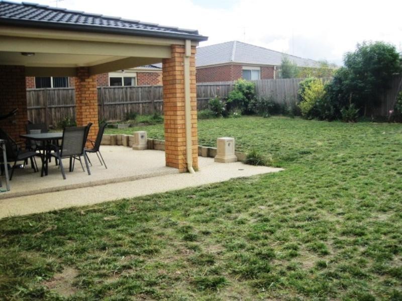 3 Thwaits Close, Highton VIC 3216
