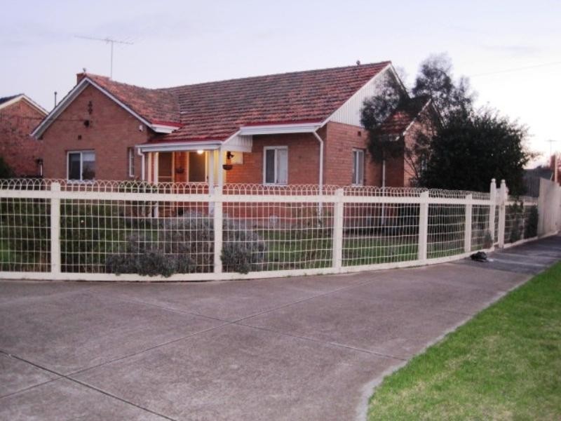 192 Ormond Road, East Geelong VIC 3219