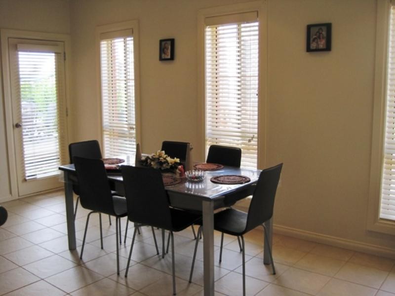 72 Grange Park Drive, Waurn Ponds VIC 3216