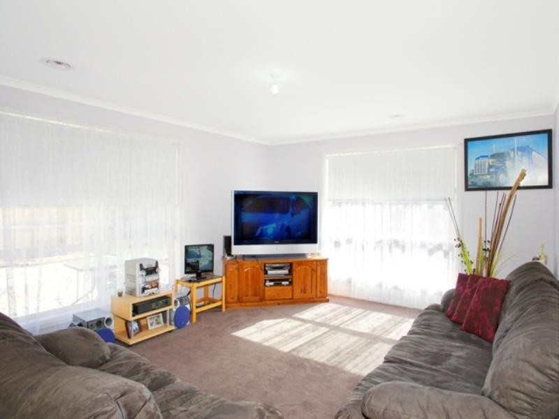 2 Nigella Avenue, Corio VIC 3214