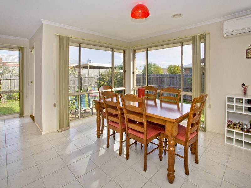 40 Meadenhall Drive, St Albans Park VIC 3219