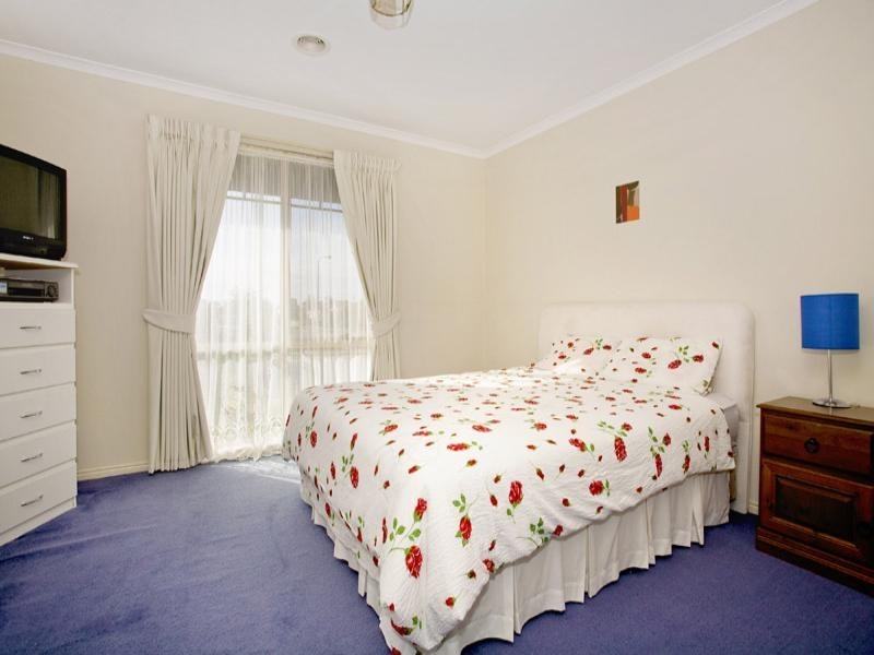 40 Meadenhall Drive, St Albans Park VIC 3219