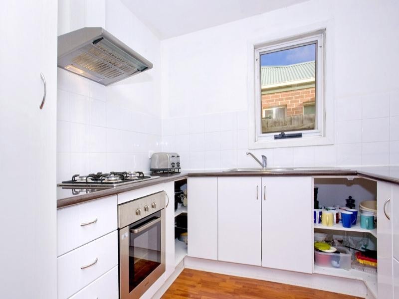 18 Vines Road, Hamlyn Heights VIC 3215