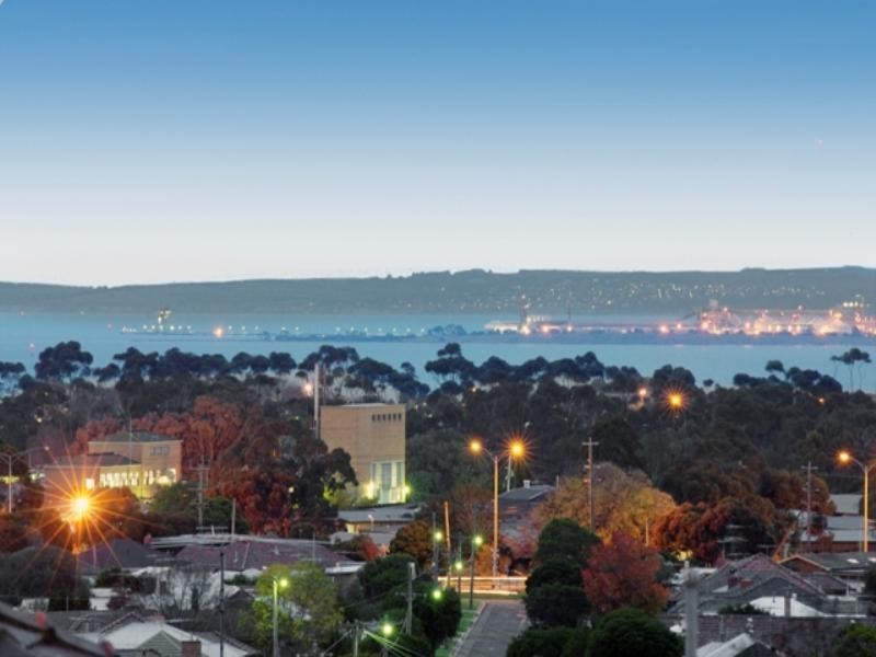 24 Acacia Street, Hamlyn Heights VIC 3215