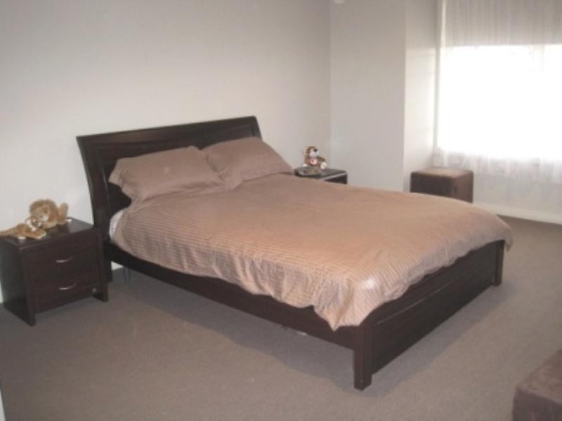 10 Cedarville Close, Highton VIC 3216