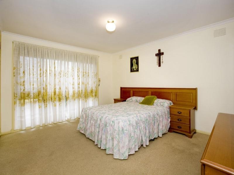 34 Alicia Street, Bell Park VIC 3215