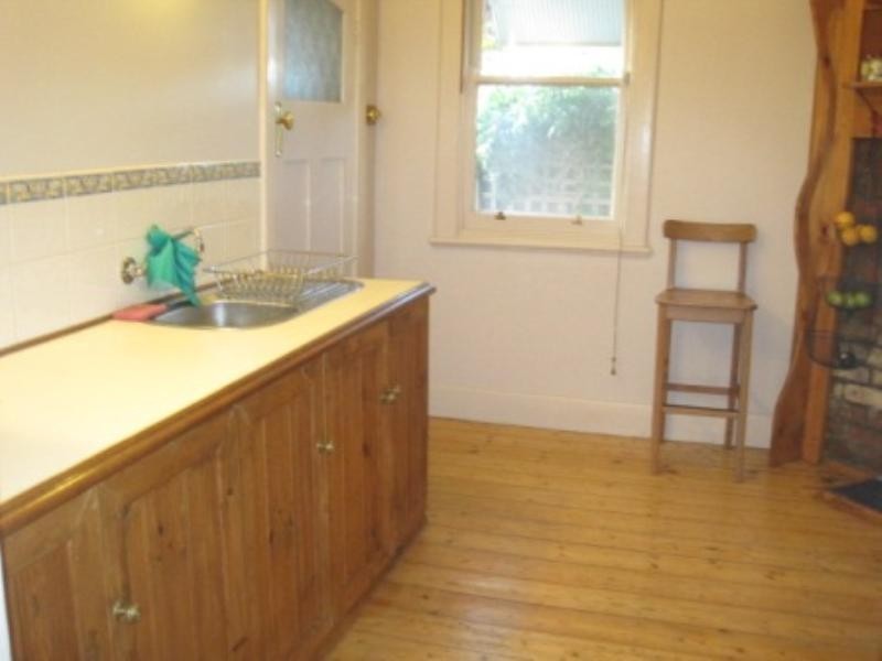 50 St Albans Road, East Geelong VIC 3219