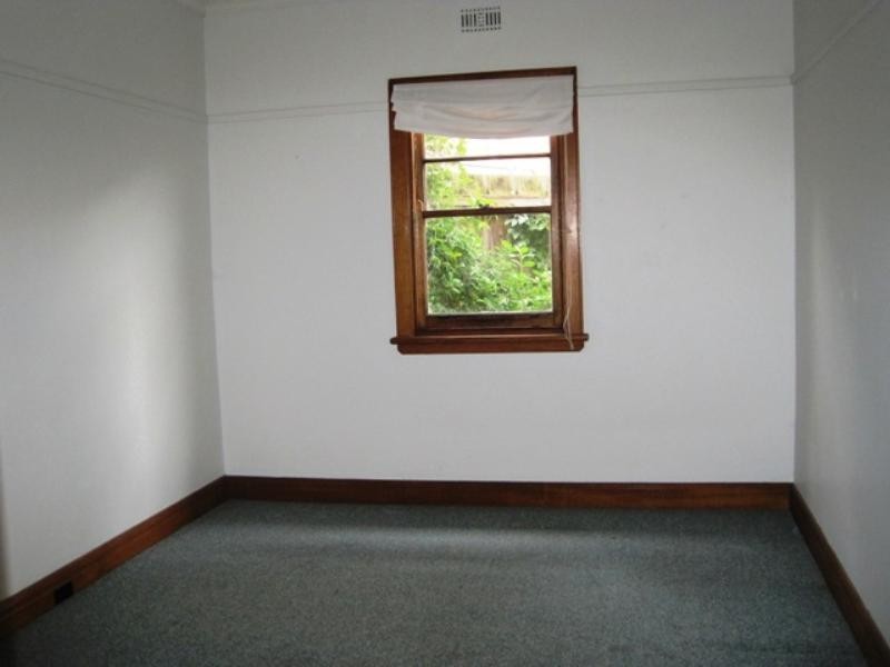 290 Pakington Street, Newtown VIC 3220