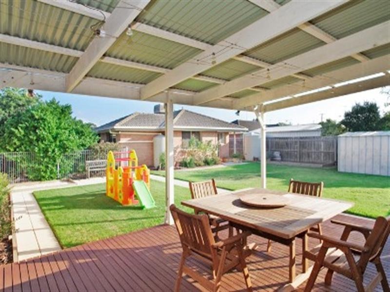 12 Greenville Drive, Grovedale VIC 3216