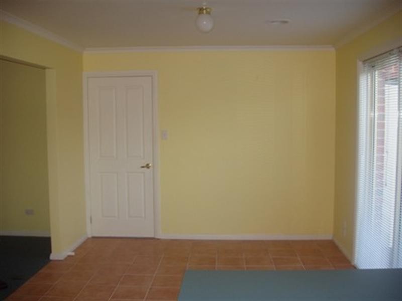 2/23 Waiora Avenue, Hamlyn Heights VIC 3215