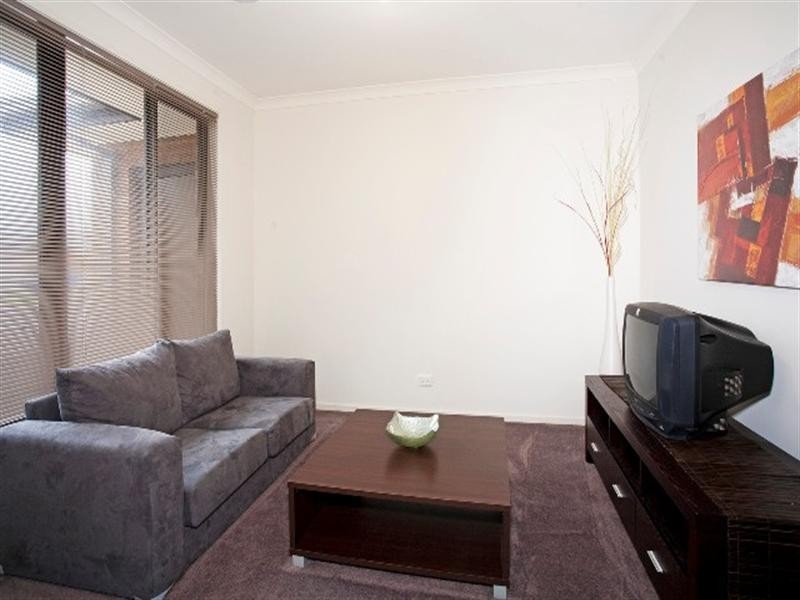 18 Haugh Street, Lovely Banks VIC 3221