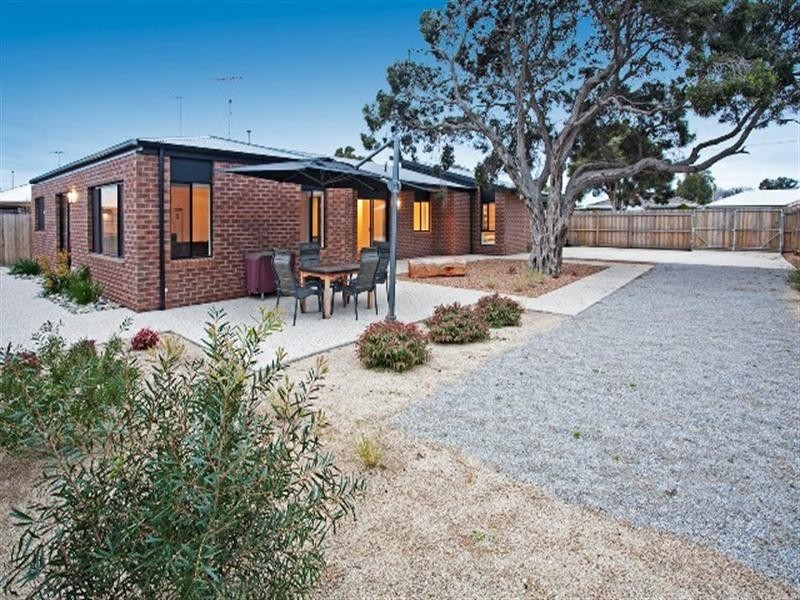 26 Park Street, Belmont VIC 3216